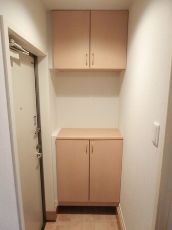 フローラ松が丘の物件内観写真